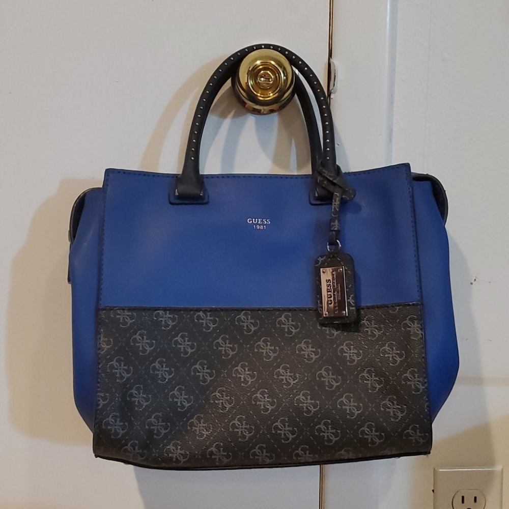 Guess Hailey G Quattro Handbag